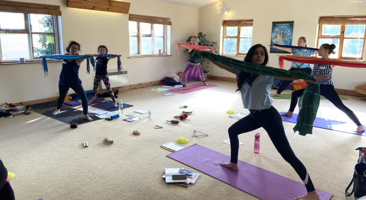 childrens yoga teacher training midlands